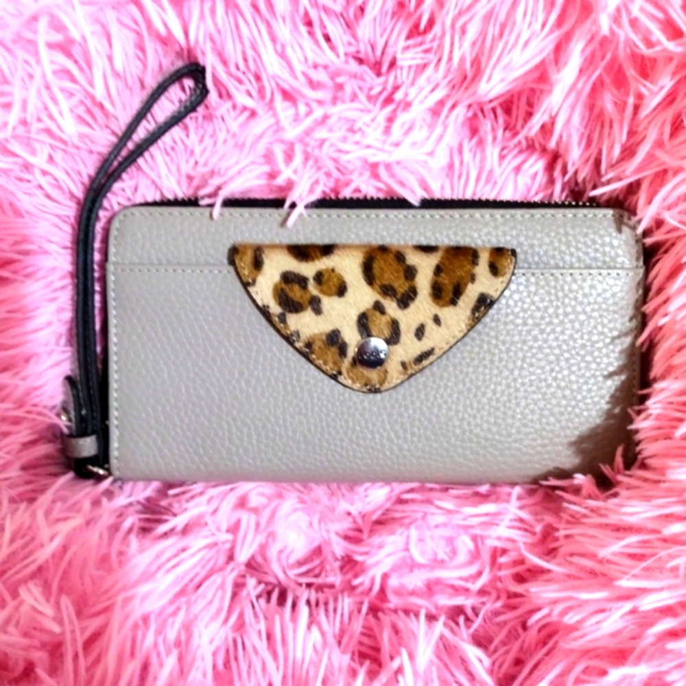 Lodis Paige Leather wristlet  Wallet (ash)